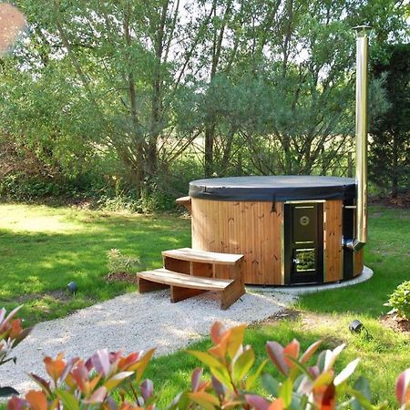 La Cle Des Chaumes Bed & Breakfast Boisset-lès-Montrond Dış mekan fotoğraf