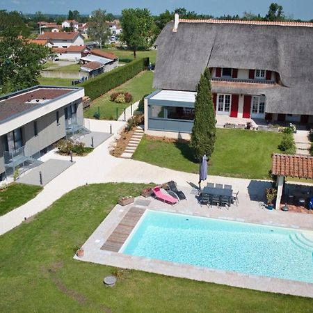 La Cle Des Chaumes Bed & Breakfast Boisset-lès-Montrond Dış mekan fotoğraf