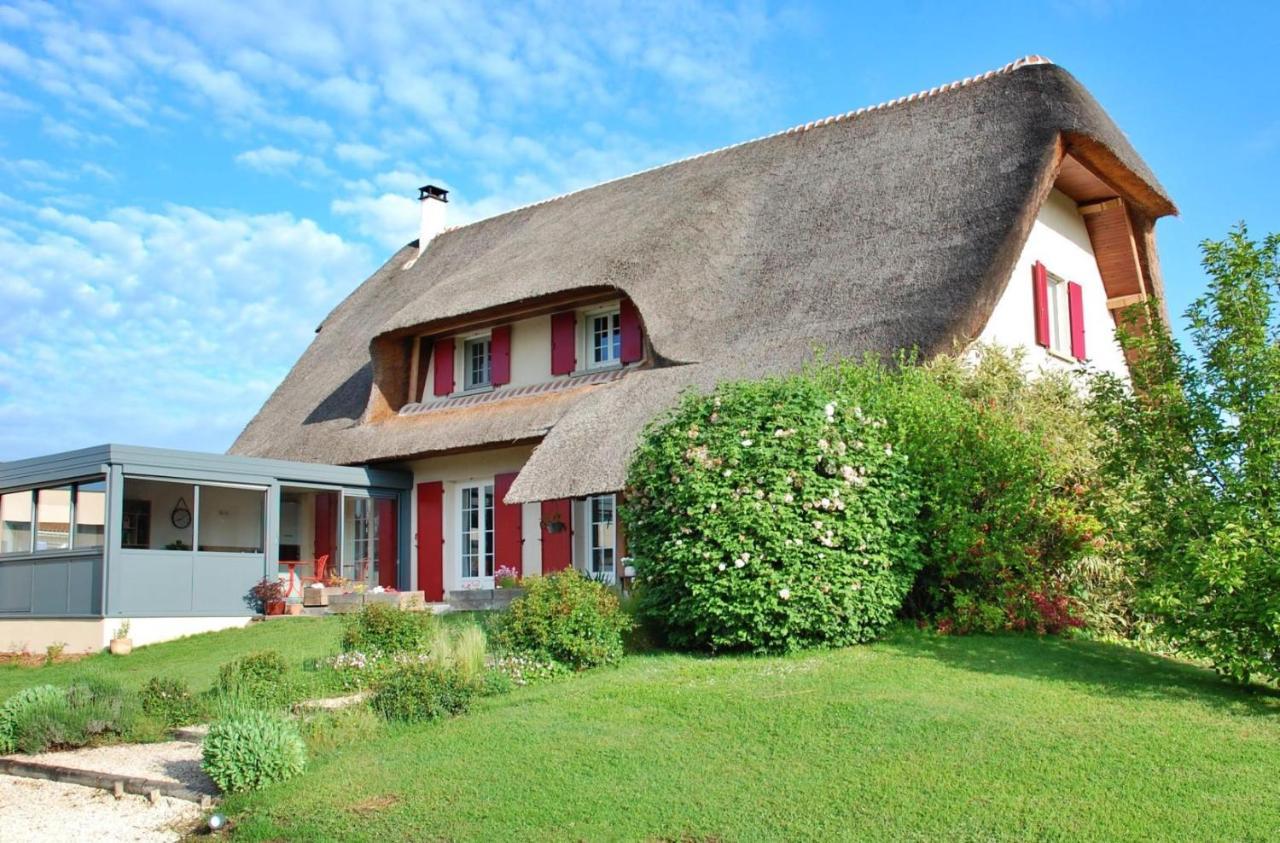 La Cle Des Chaumes Bed & Breakfast Boisset-lès-Montrond Dış mekan fotoğraf