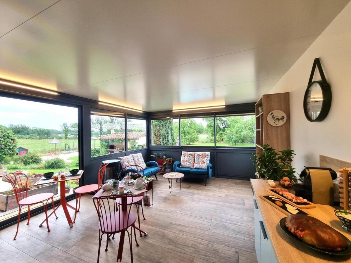 La Cle Des Chaumes Bed & Breakfast Boisset-lès-Montrond Dış mekan fotoğraf
